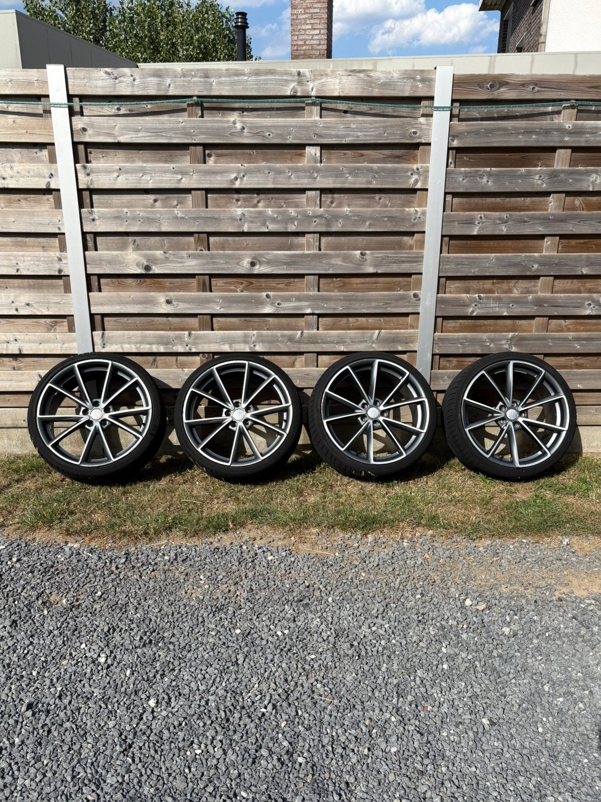 Audi rs4 quattro style 20inch velgen met z.g.a.n banden, Autos : Pièces & Accessoires, Pneus & Jantes, Pneus et Jantes, 255 mm