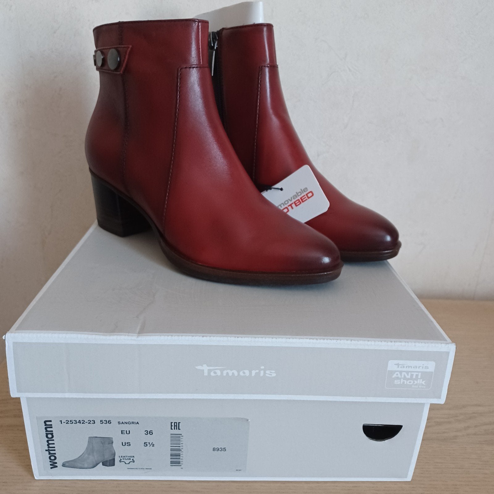 Enkellaarsjes Tamaris maat 36, Tamaris, Lage of Enkellaarzen, Nieuw, Ophalen of Verzenden