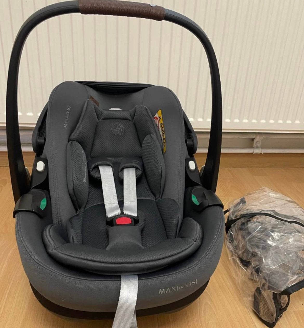 Maxi Cosi pebble 360 pro 2 graphite avec housse de pluie, Enlèvement, Comme neuf, Maxi-Cosi