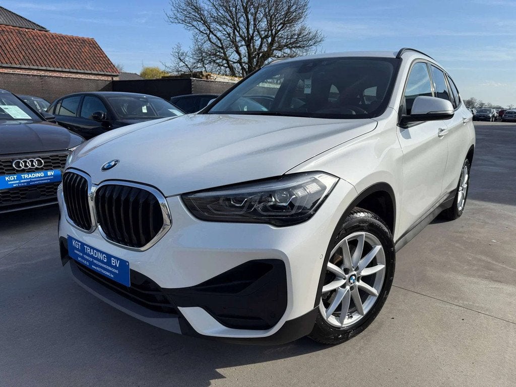 BMW X1 1.5i AUTOMAAT FULL LED NAVI CAMERA HEAD-UP DAB PDC, Stof, Gebruikt, Bedrijf, 5 deurs