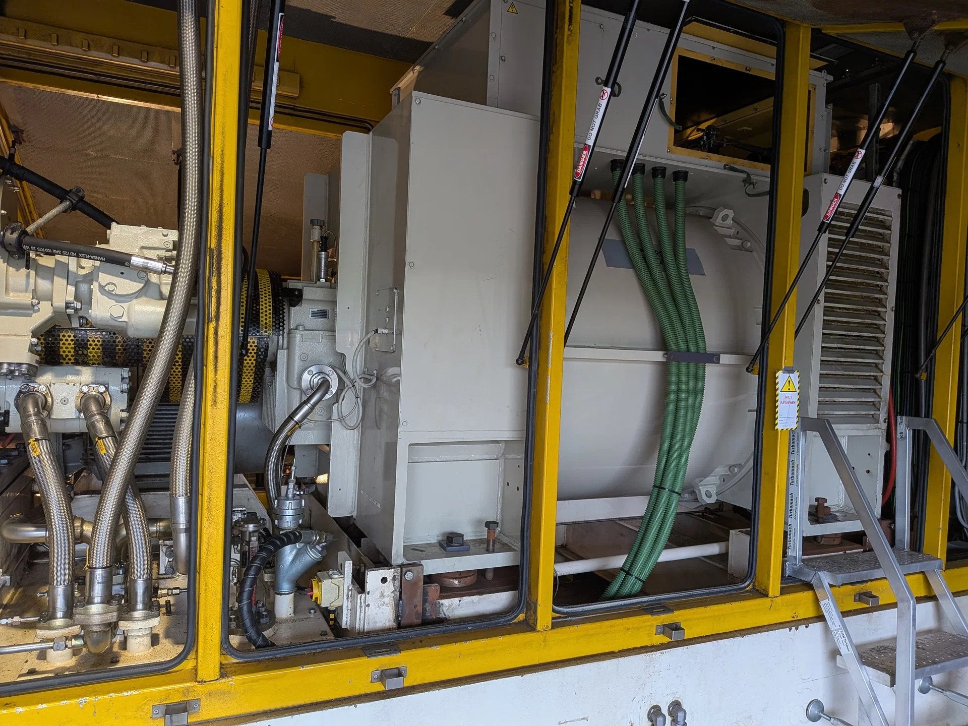 Leroy Somer LSA 56 BUL85/4P (année de construction 2016), Articles professionnels, Machines & Construction | Générateurs