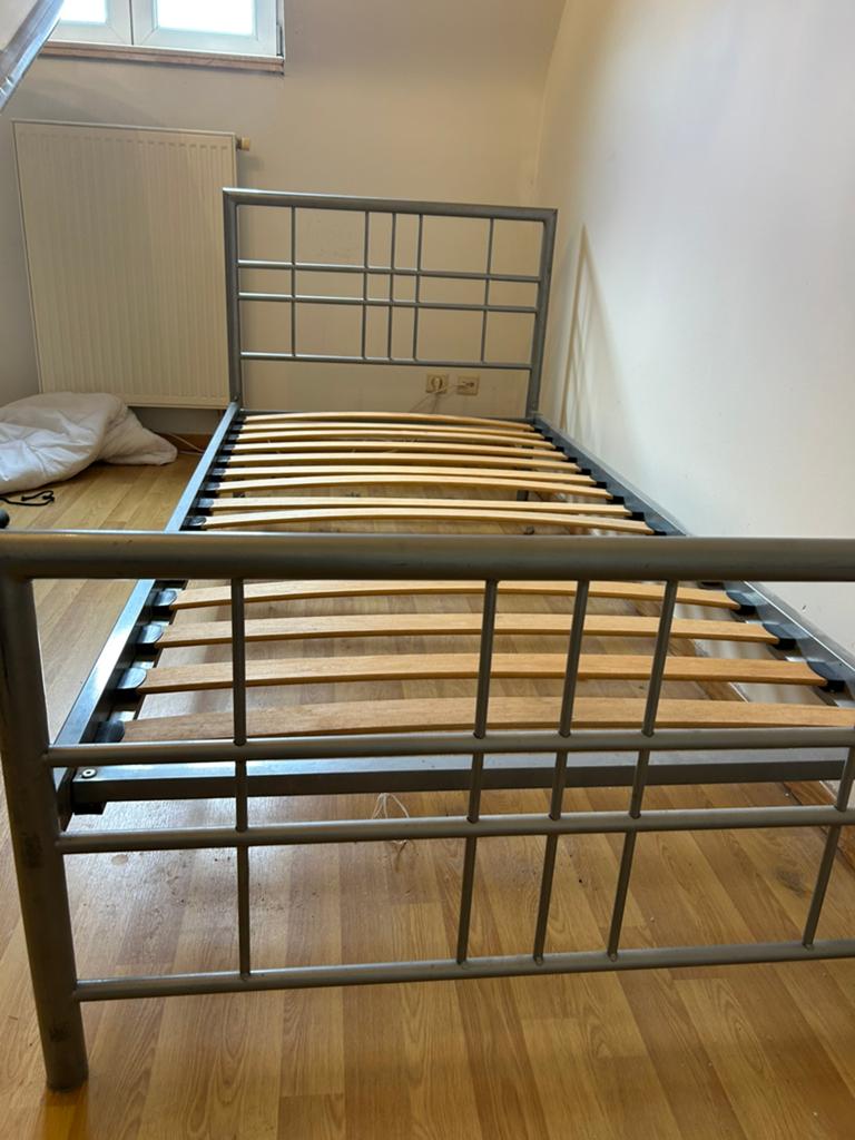 1 persoons letalen bed+ lattenbodem in topstaat, Ophalen, Zo goed als nieuw