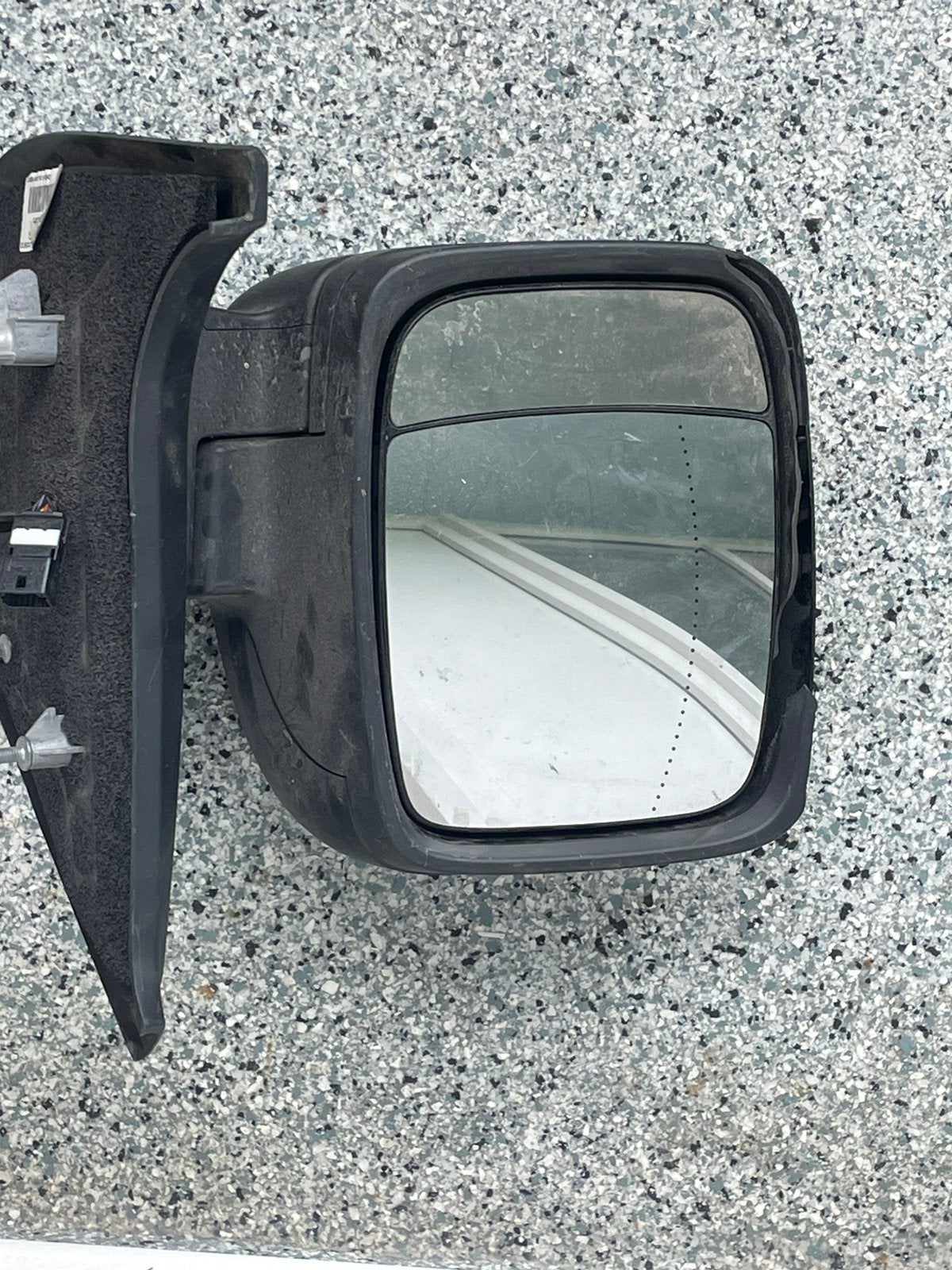Juste la vitre de retrouviseur de Renault trafic, Ophalen, Renault