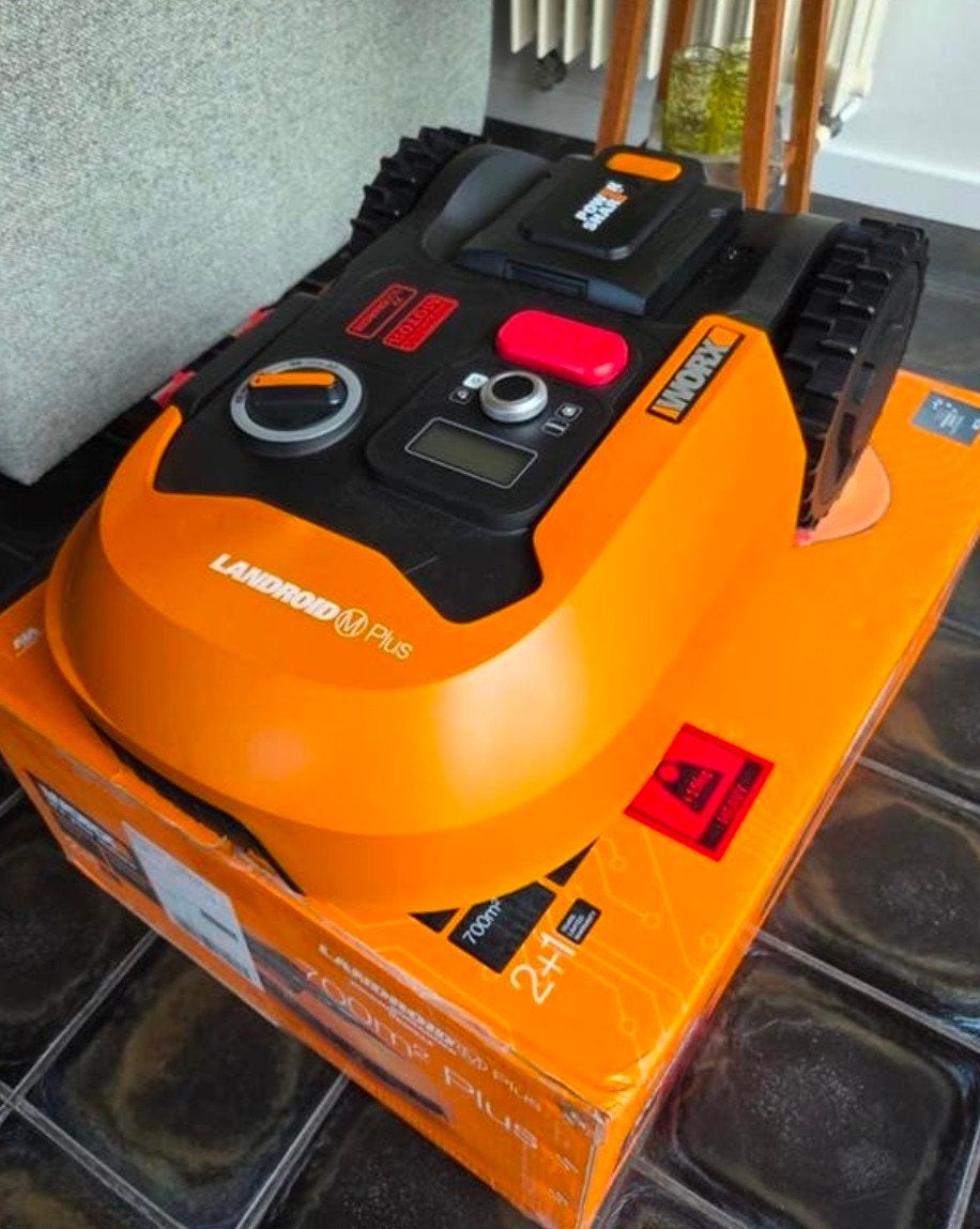 Robotmaaier Landroid M700 Plus WR167E.
Nieuw in doos, Tuin en Terras, Robotmaaiers, Ophalen
