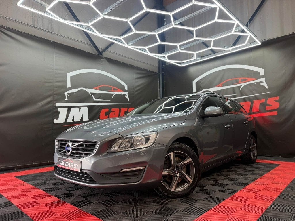 Volvo V60 2.0 D2, Autos, Achat, Euro 6, Noir, 5 portes