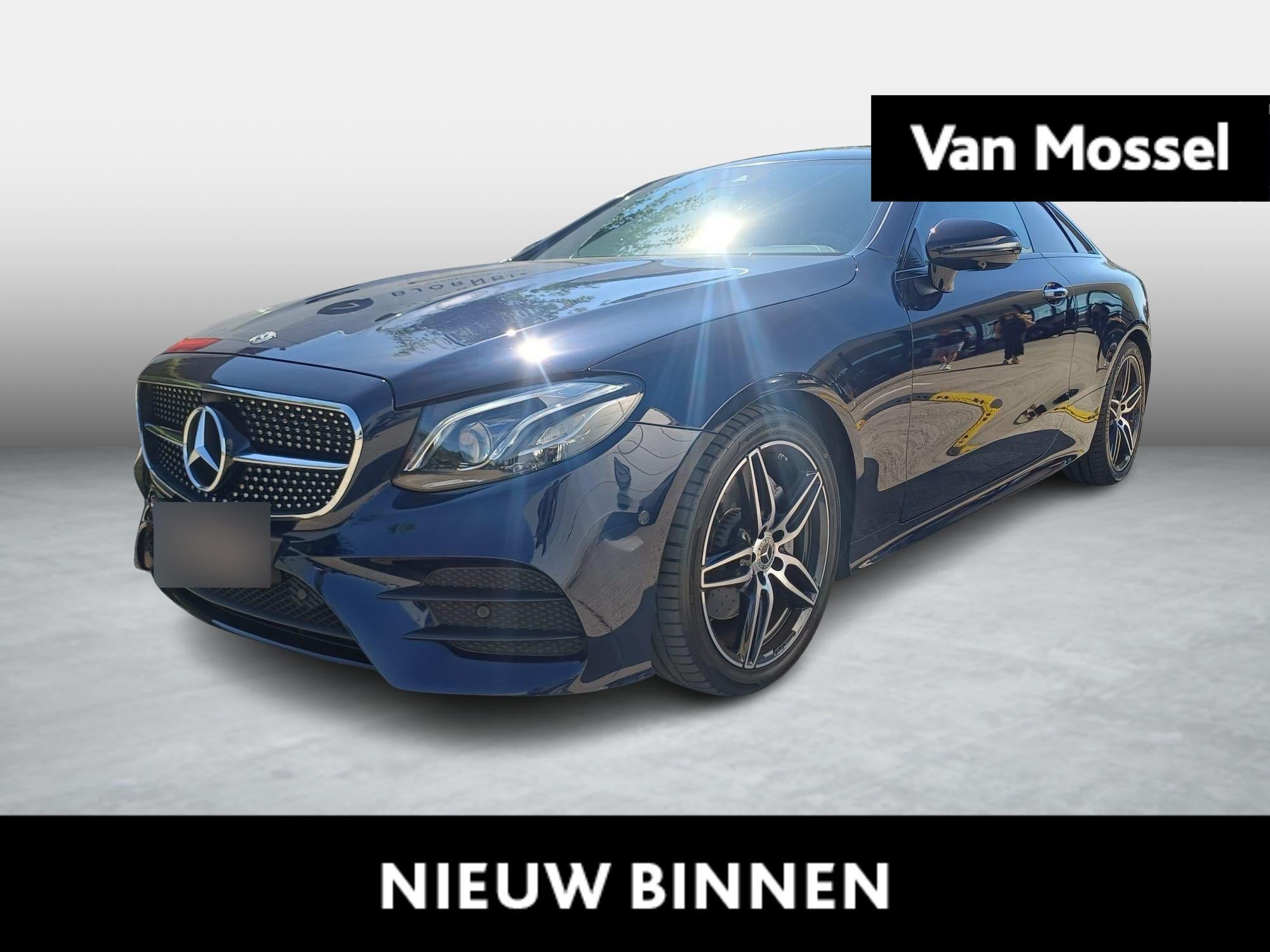 Mercedes-Benz E-Klasse 300 D Coupé AMG LINE + LEDER + PANO, Autos, https://public.car-pass.be/vhr/bd06175e-ed4a-409d-a2ef-f604f2b90d23