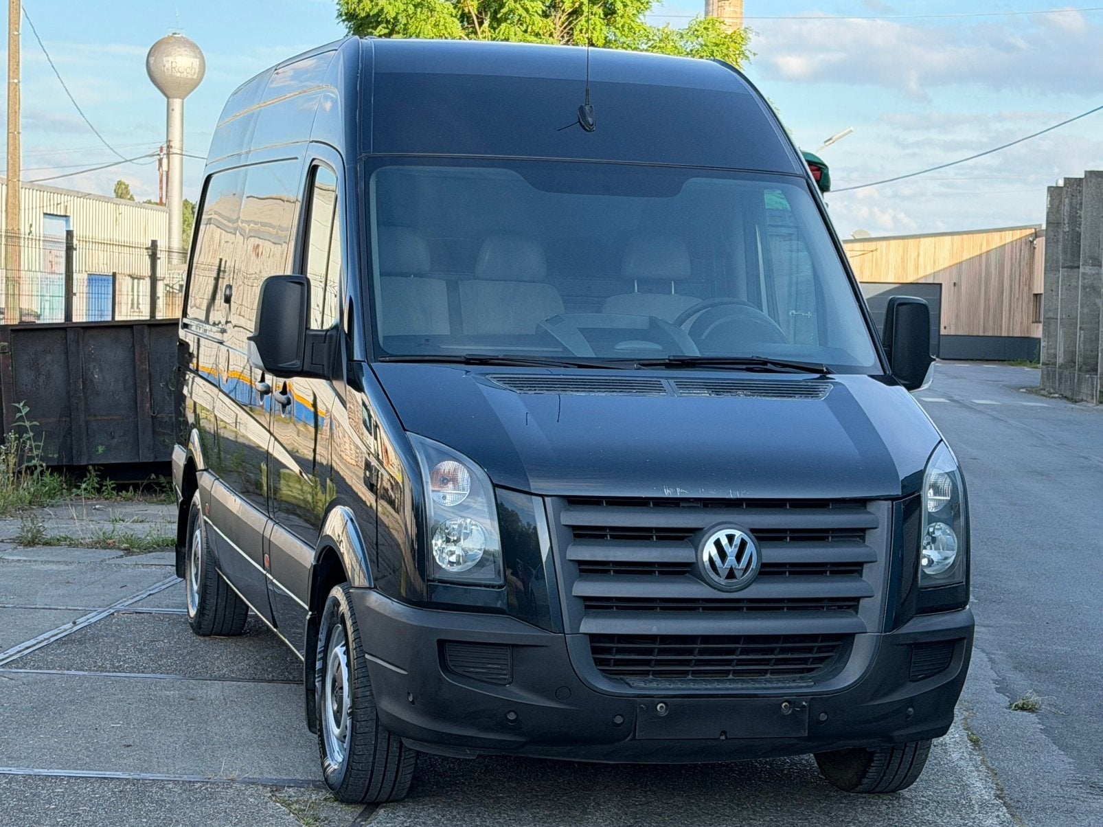 Volkswagen Crafter 2.5 Tdi / H2L2 - Airco - Carnet - TVA !, Autos, Achat, Entreprise, 3 places, 5 portes