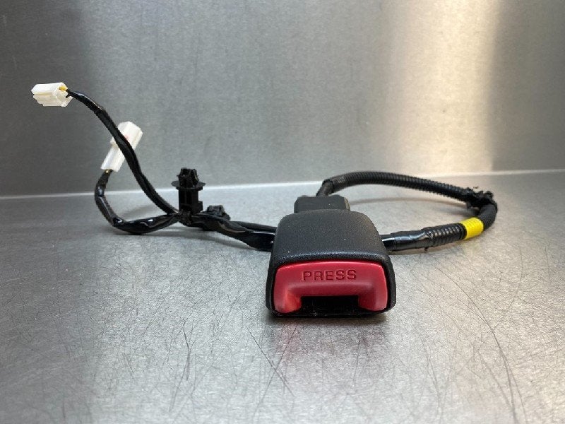 BOUCLE DE CEINTURE DE SECURITE AVANT DROIT Lexus CT 200h, Utilisé, Lexus