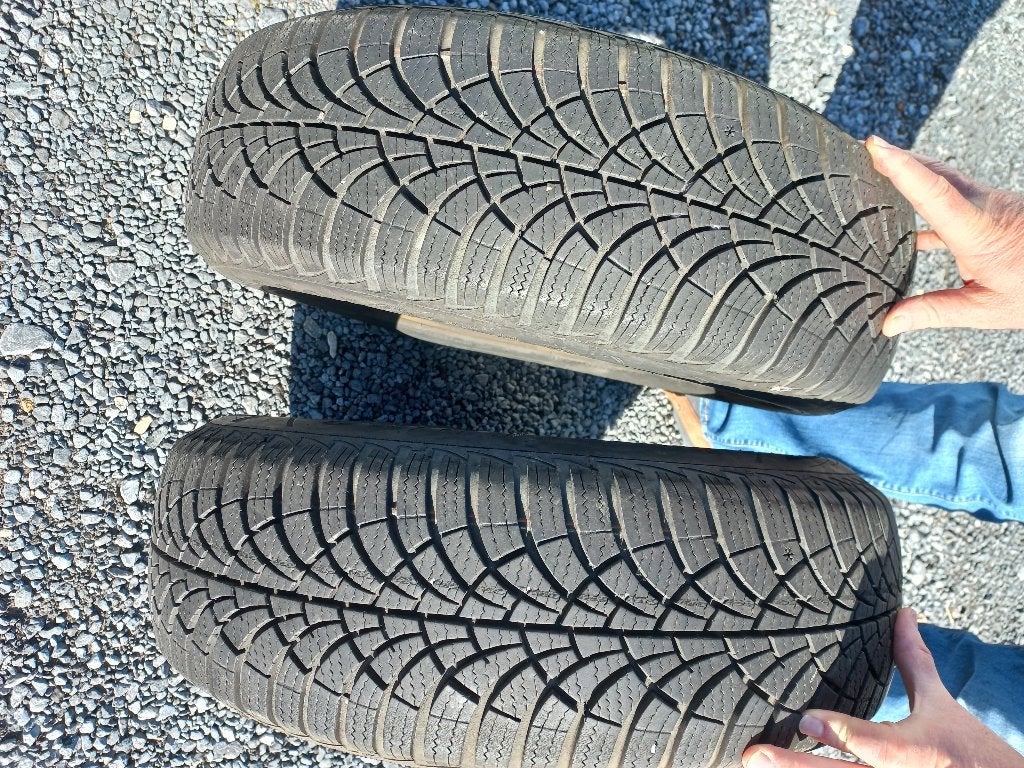 Autobanden Goodyear winter - 2 stuks, Ophalen, Gebruikt, 15 inch, Band(en)