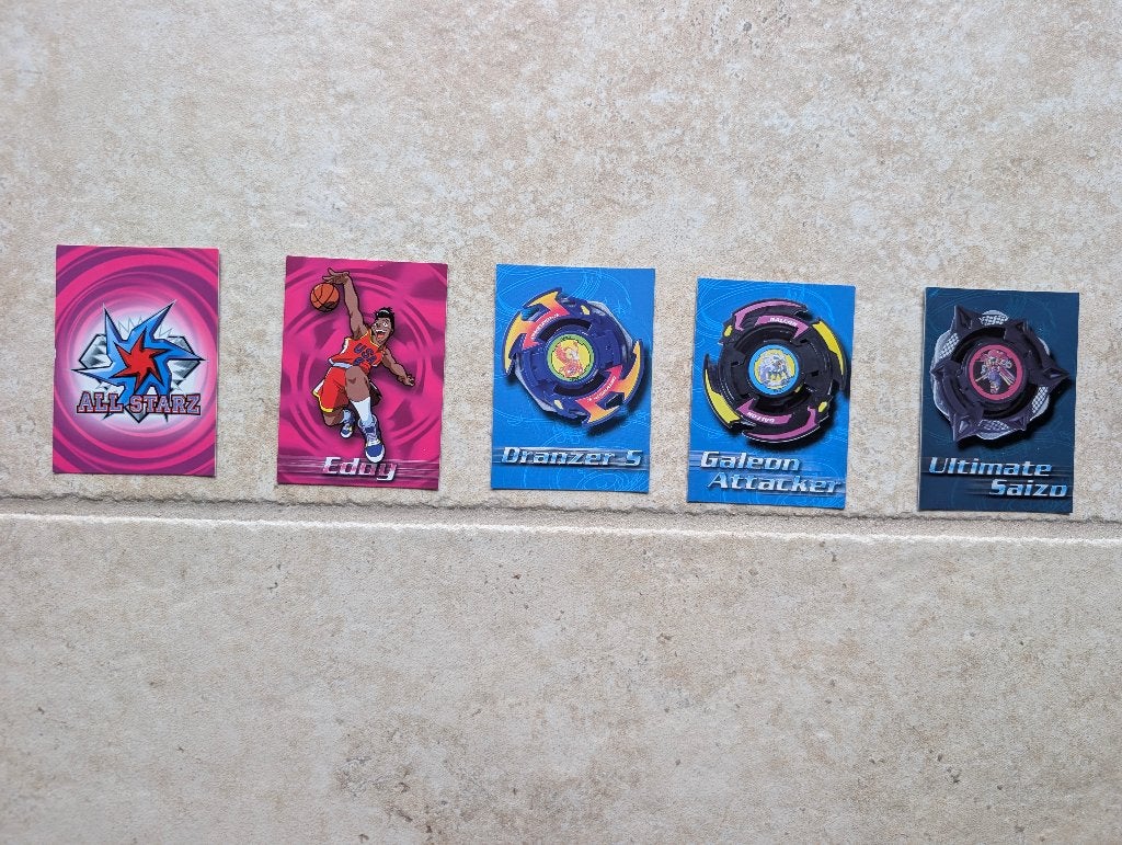 Beyblade kaarten, Enlèvement ou Envoi, Comme neuf