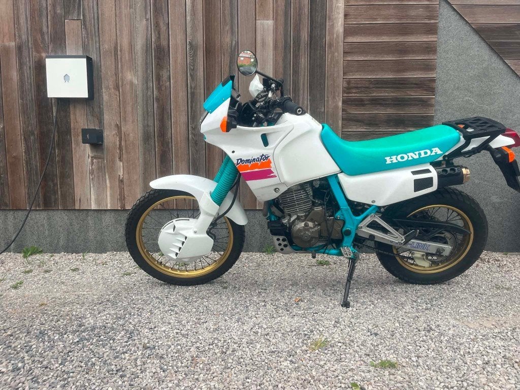Honda Dominator NX650, Motos, Motos | Honda, Entreprise