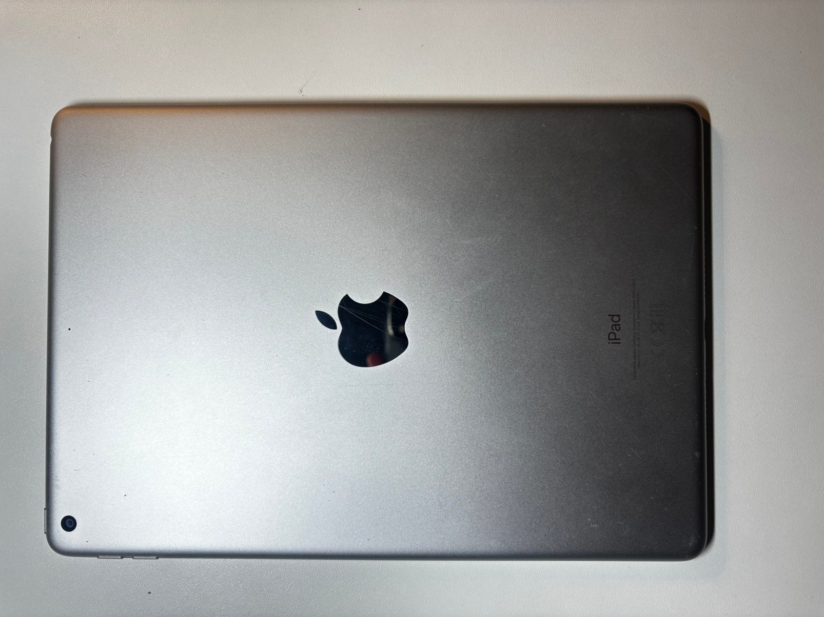 iPad 9th generation, Computers en Software, Apple iPads, Ophalen, Zo goed als nieuw, Apple iPad