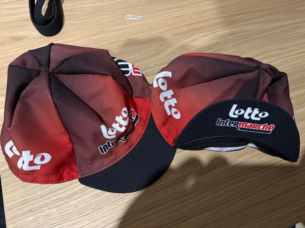 2 Casquettes lotto Intermarché 100% neuves, Enlèvement ou Envoi, Comme neuf