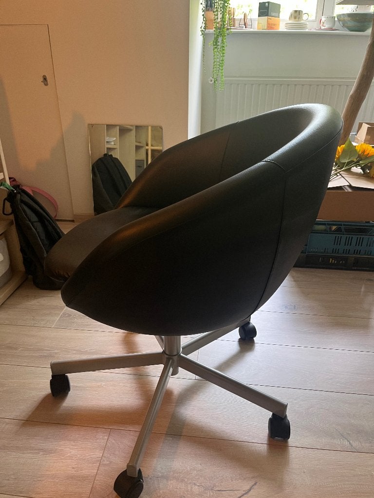 Bureaustoel IKEA, Huis en Inrichting, Bureaustoelen, Ophalen, Gebruikt, Zwart, Bureaustoel
