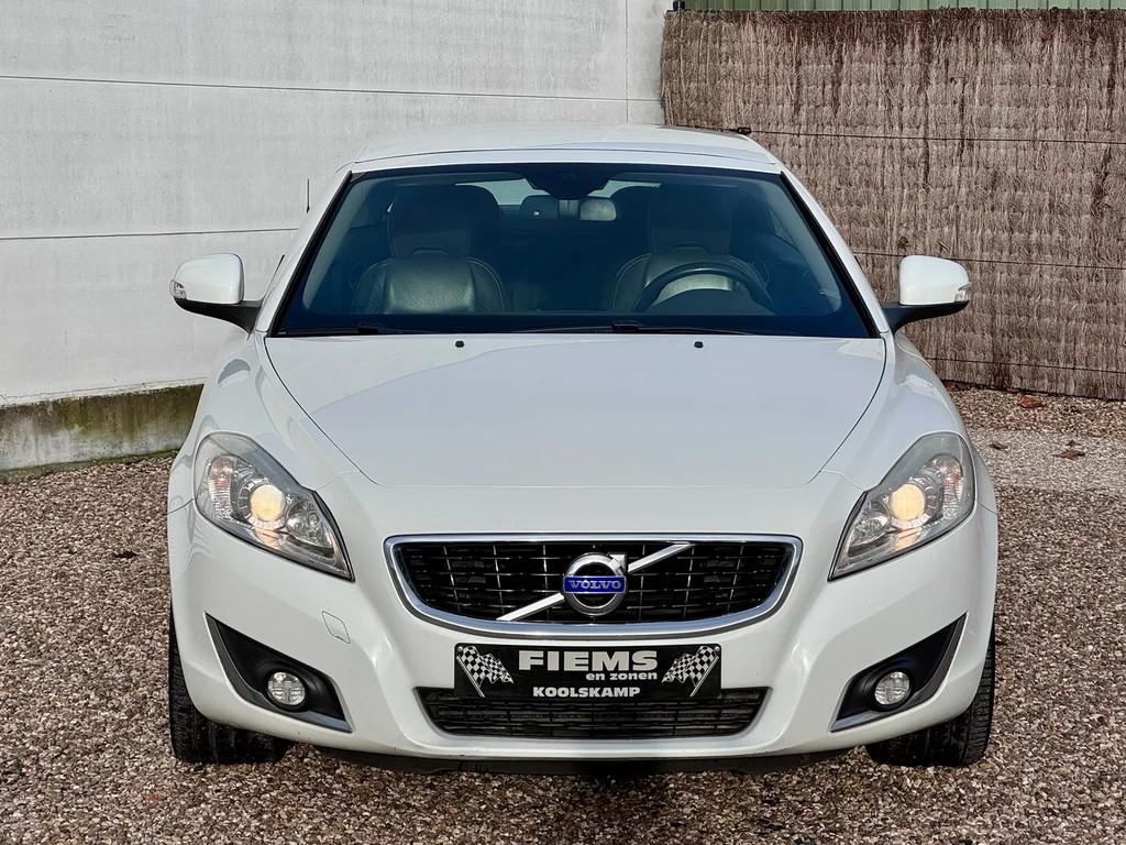 Volvo C70 SE INSCRIPTION (automatique), Entreprise, Cabriolet, 5 cylindres, Diesel