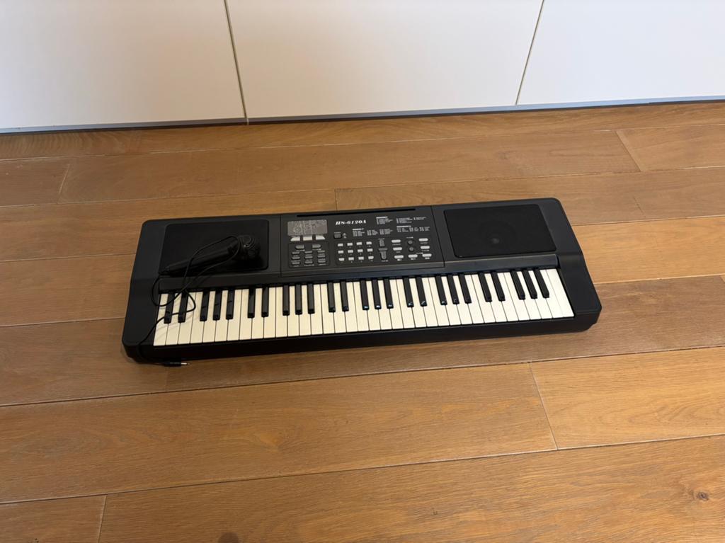 Kinder syntesizer - keyboard, Muziek en Instrumenten, Ophalen, Zo goed als nieuw