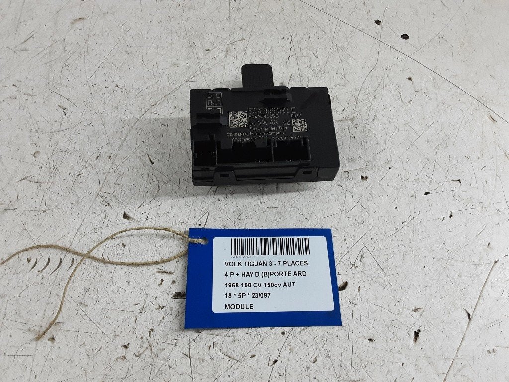 COMPUTER Volkswagen Tiguan Allspace (BW2) (5Q4959595), Gebruikt, Volkswagen, Mevr. I. Hauben, Rue de l'Espoir 34 34
4030  GRIVEGNÉE, BE