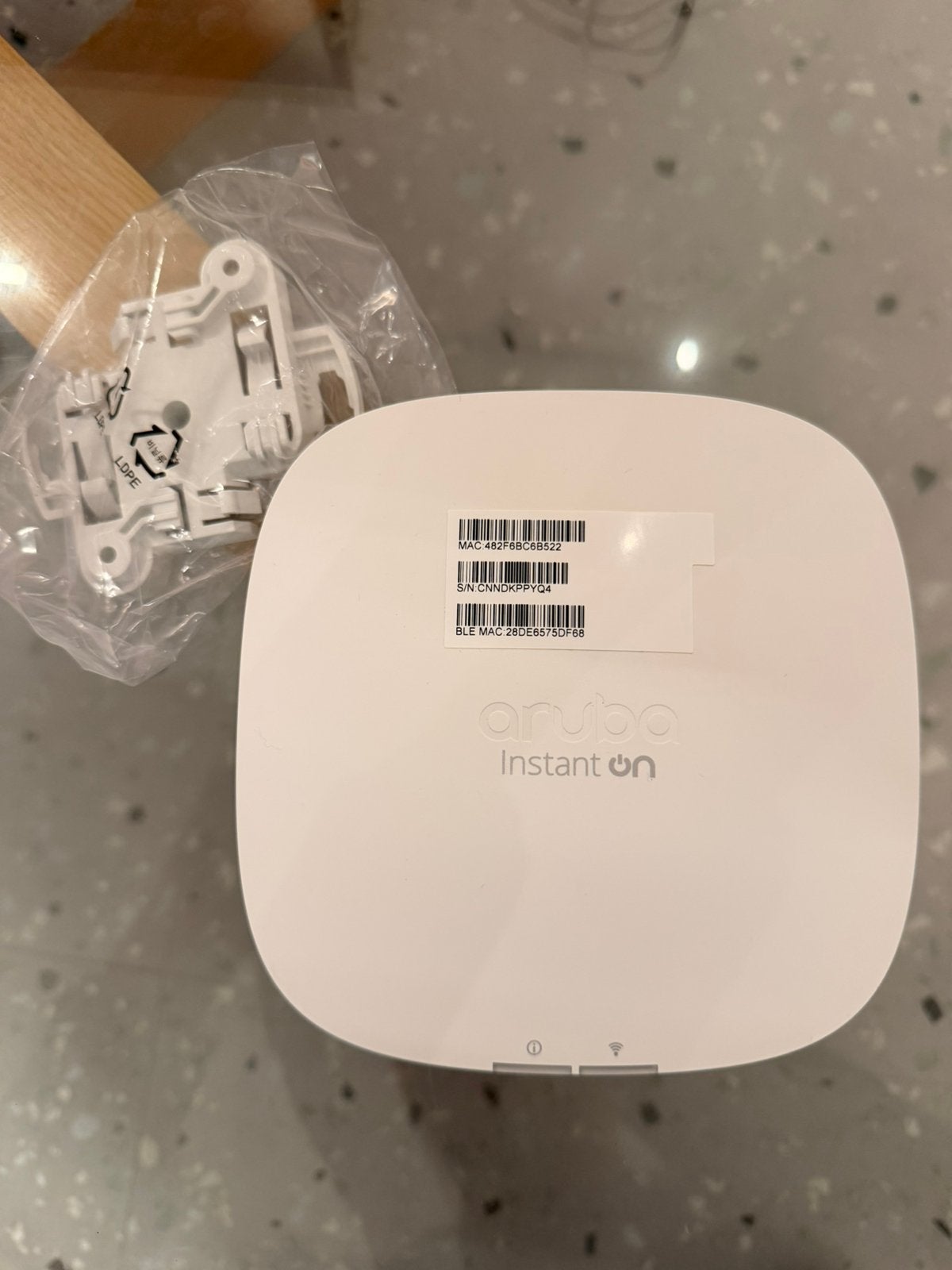 Aruba Instant On AP22 – Point d’accès Wi-Fi 6, Enlèvement ou Envoi, Comme neuf
