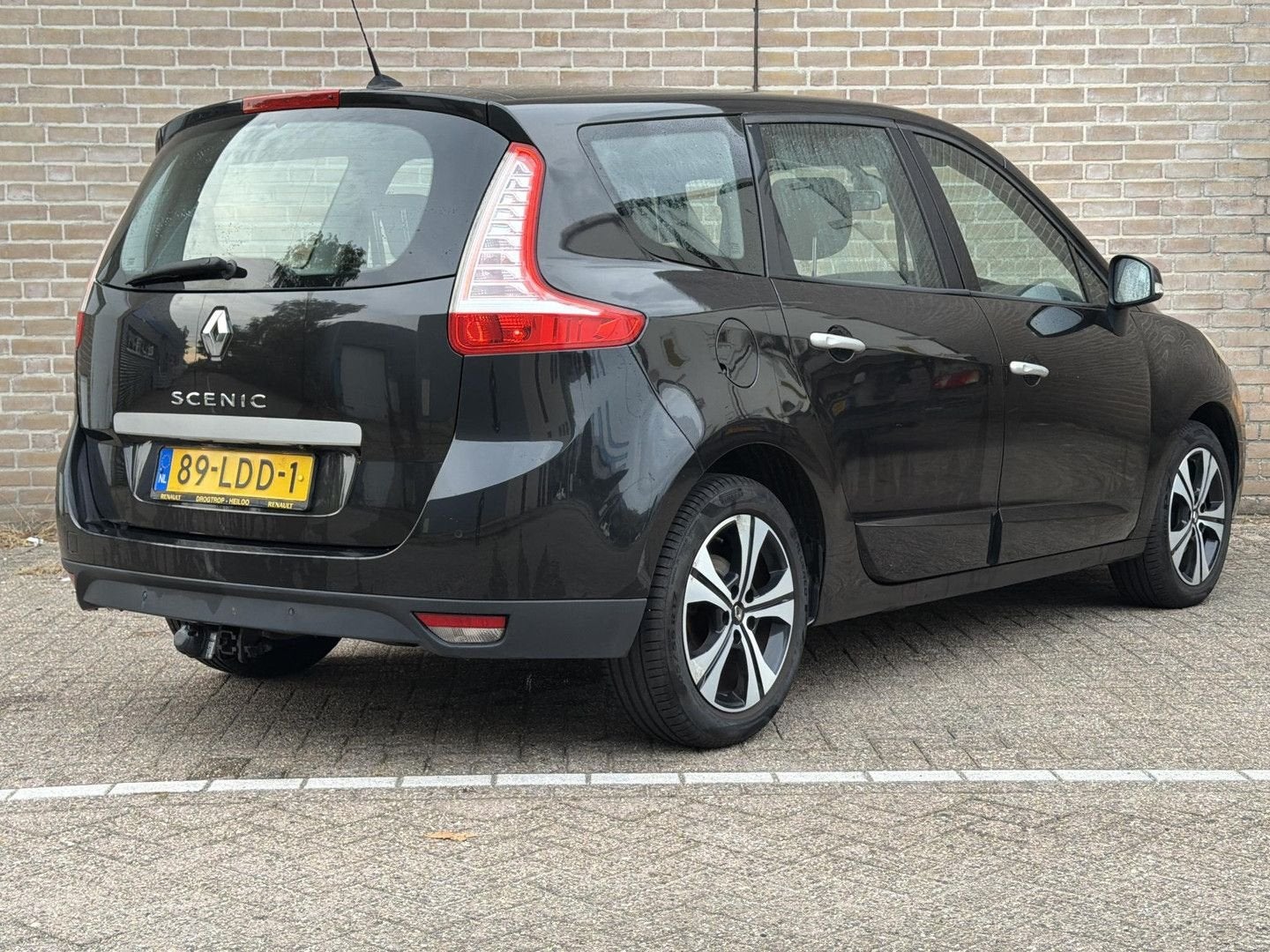 Renault Grand Scenic 1.4 TCe Dynamique | Cruise | Climate |, Monovolume, Zwart, Bedrijf, Handgeschakeld