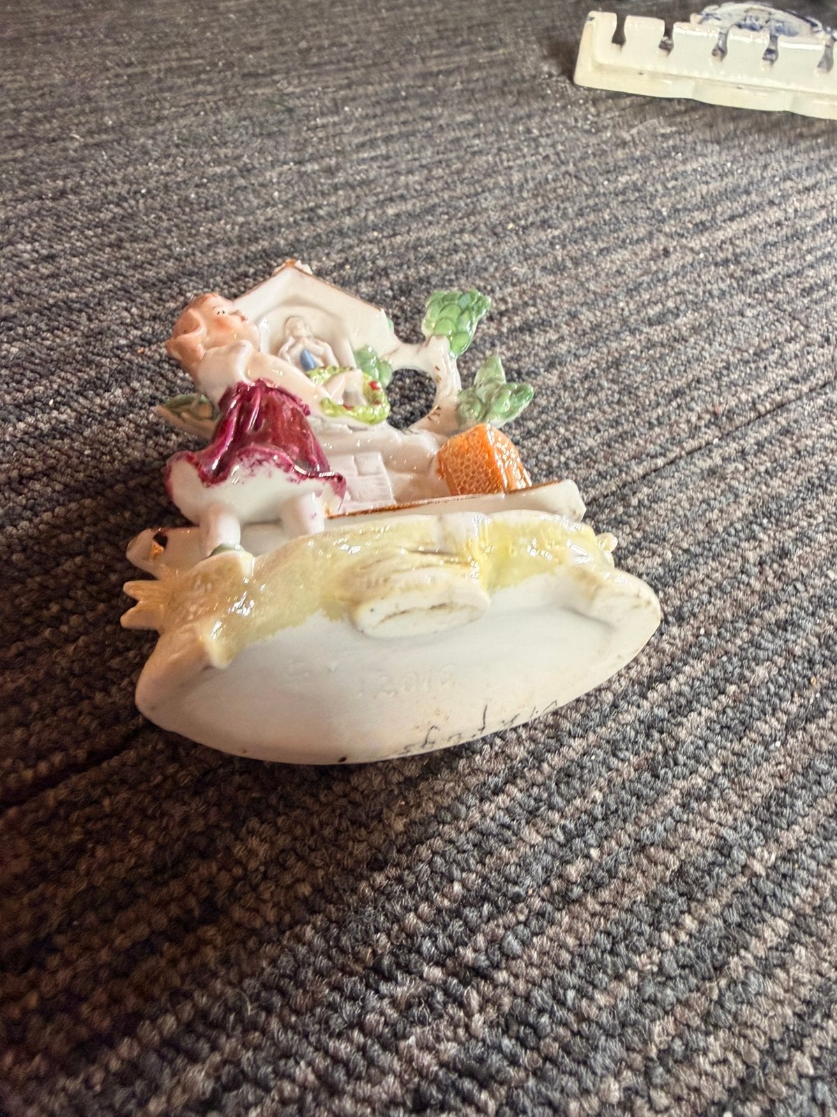 Verschillende porseleinen figuren / beeldjed, Ophalen