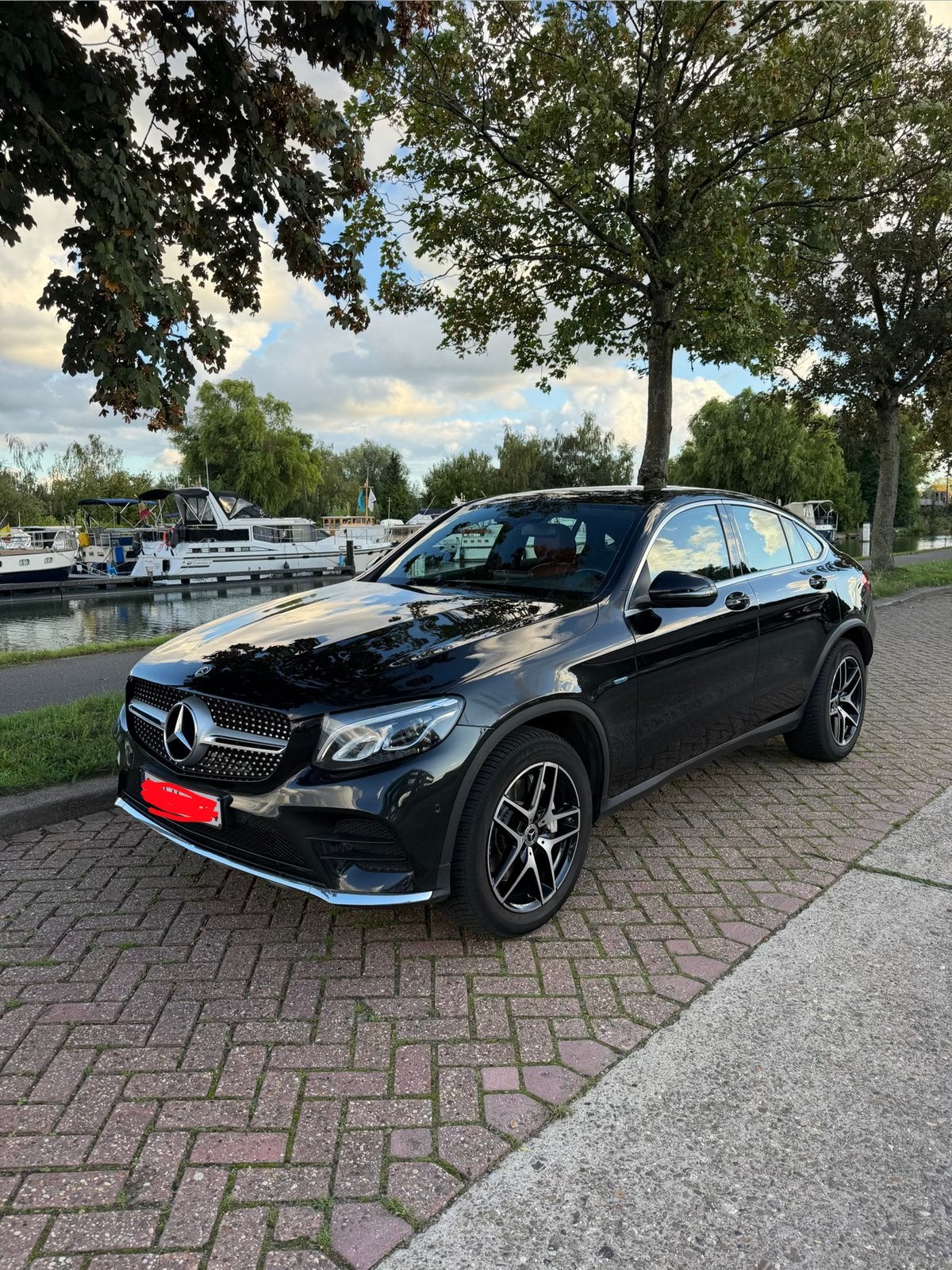GLC 350 e 4 Matic Coupé, Autos, Cuir, Achat, Carnet d'entretien, Noir