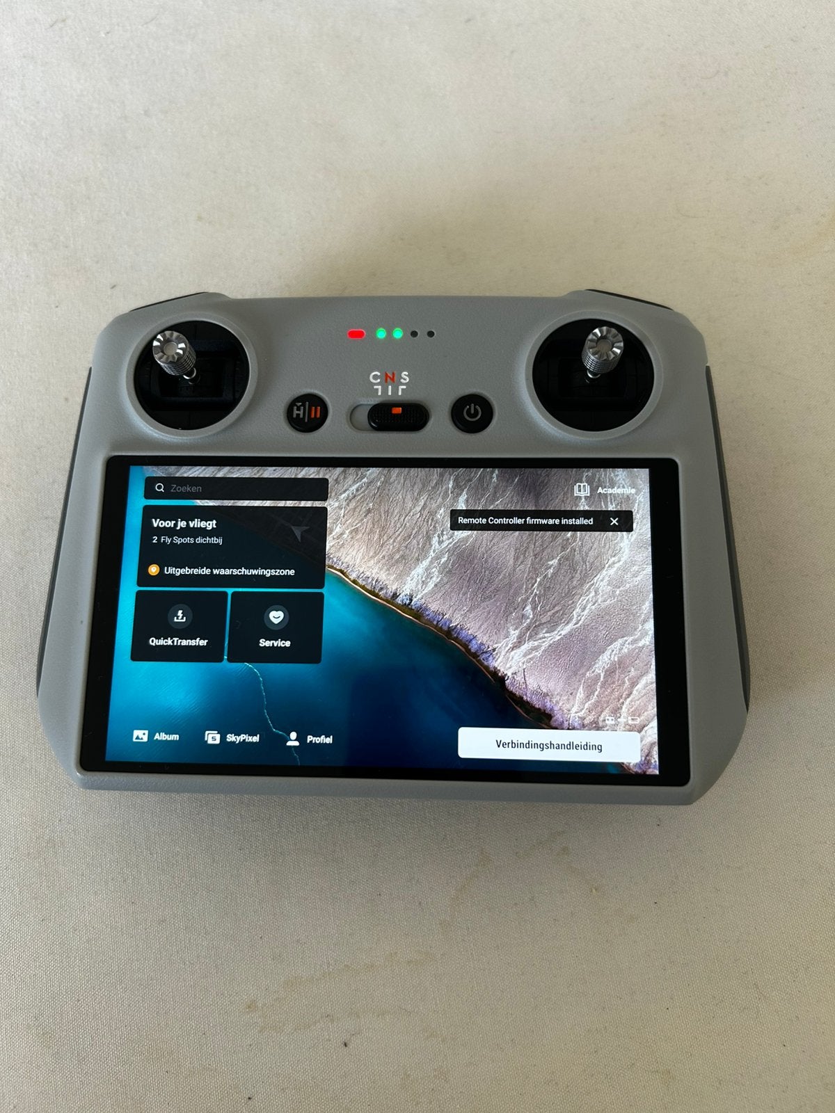 DJI RC Smart Controller (Model RM330), Hobby & Loisirs créatifs, Enlèvement, Comme neuf