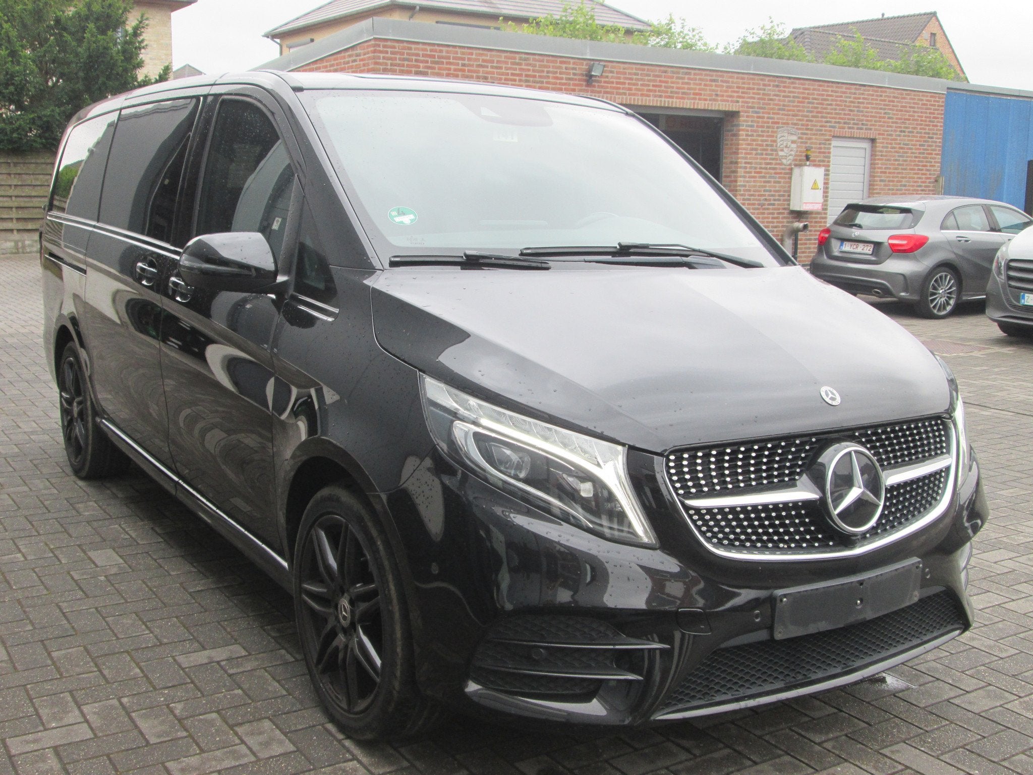 Mercedes-Benz V-Klasse 300 AMG LEDER LED DISTRONIC LICHTE VR, Autos, Mercedes-Benz, Cuir, Euro 6, Entreprise, Carnet d'entretien