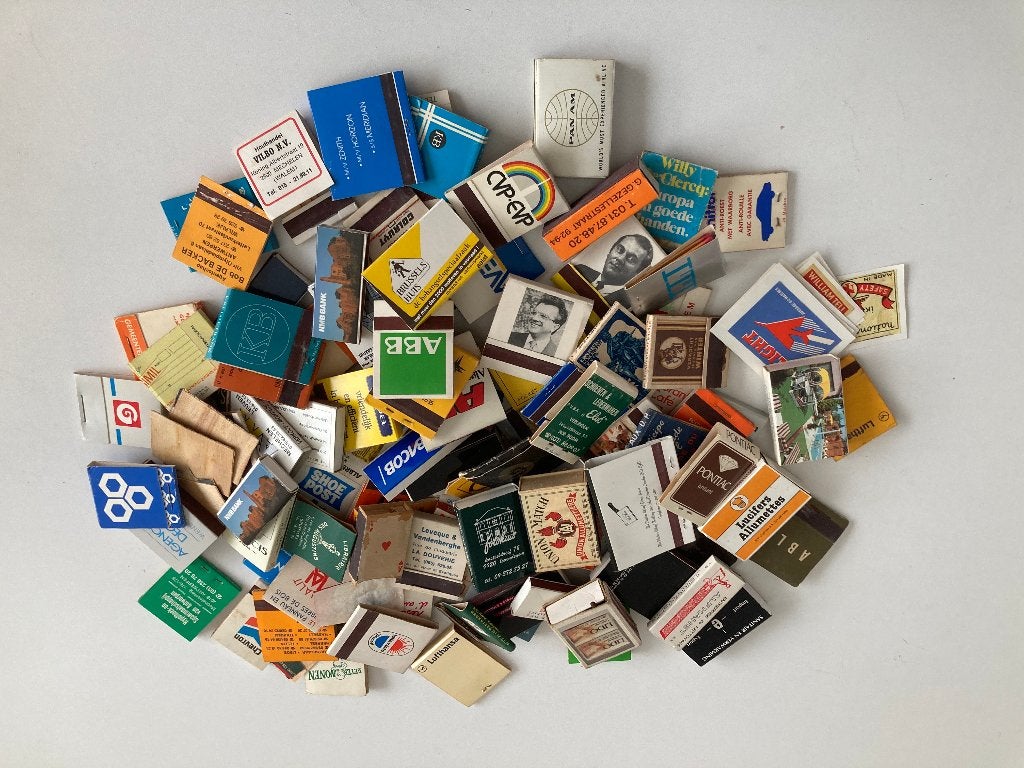 Lot vintage luciferdoosjes( Politiek,banken,winterhulp,e.a., Verzenden, Gebruikt, Gebruiksvoorwerp