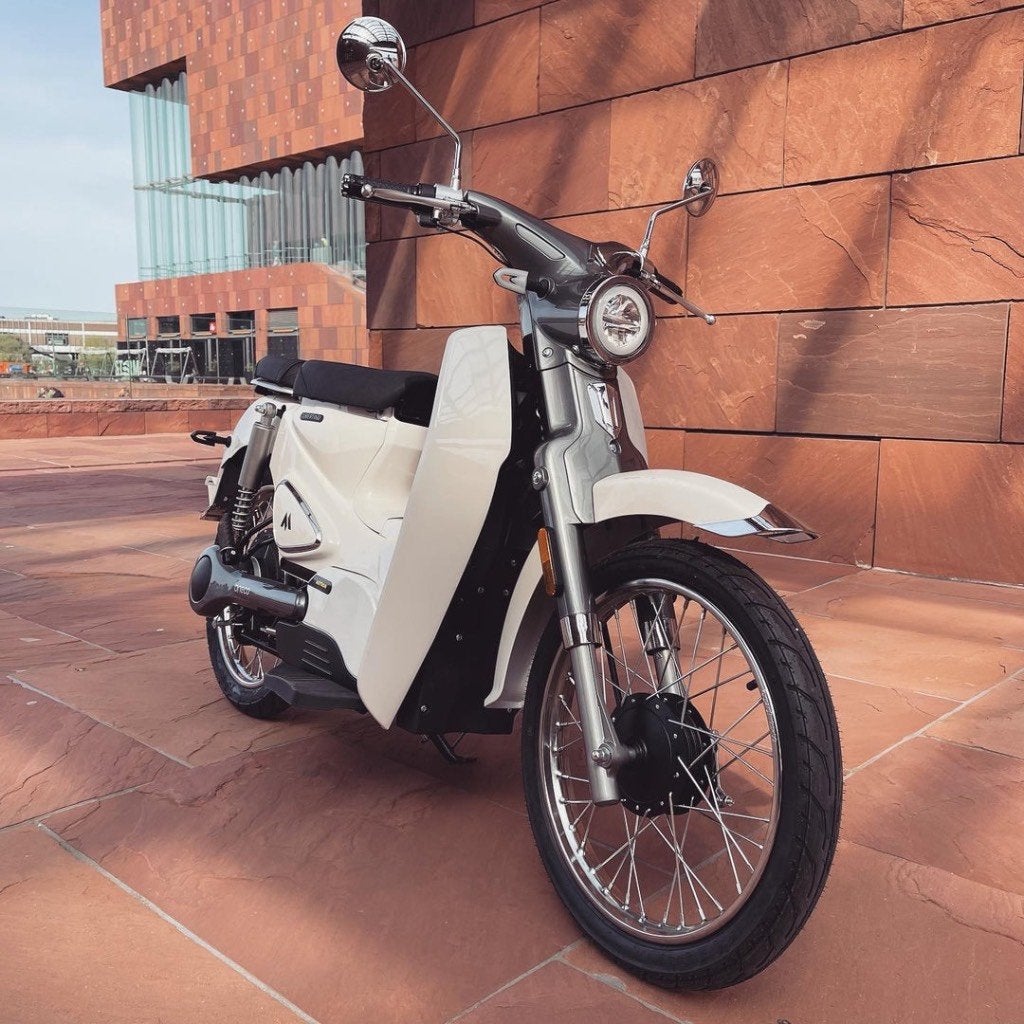 Motron Cubertino 2022 — Comme neuf, 2000km — Rare !, Vélos & Vélomoteurs, Comme neuf, Classe B (45 km/h), Enlèvement, Autre