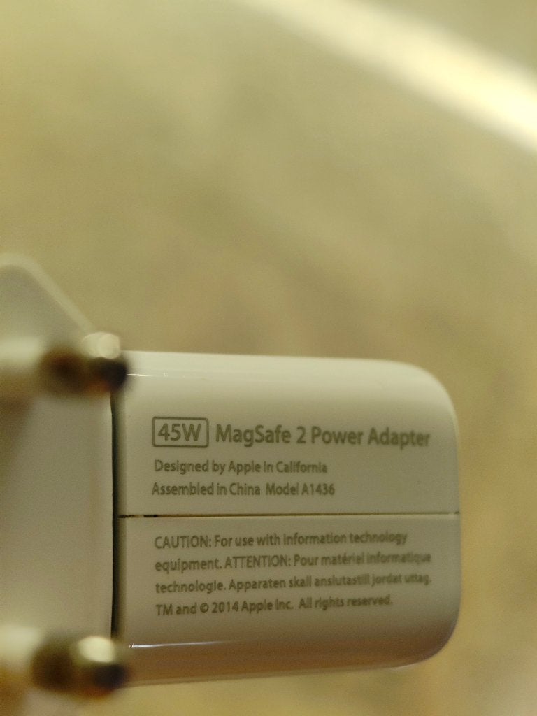 Apple charger MagSafe 2   45W, Computers en Software, Laptop-opladers, Ophalen of Verzenden, Gebruikt, Apple