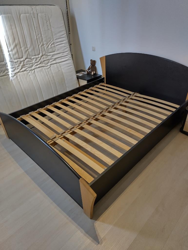 Bed met 2 nachtkastjes en commode, Huis en Inrichting, Ophalen, Zwart, Tweepersoons, Zo goed als nieuw