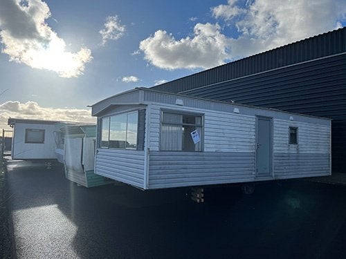 Opknap chalets + stacaravans voor de handige klusser te koop, Tot en met 6