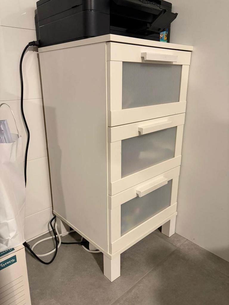 Witte kast met 3 laden, Huis en Inrichting, Ophalen