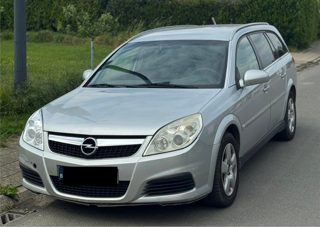 Opel Vectra 1.9Cdti 6 vitesses avec clim pour exportation, Autos, Argent ou Gris, Achat, Boîte manuelle, 5 portes