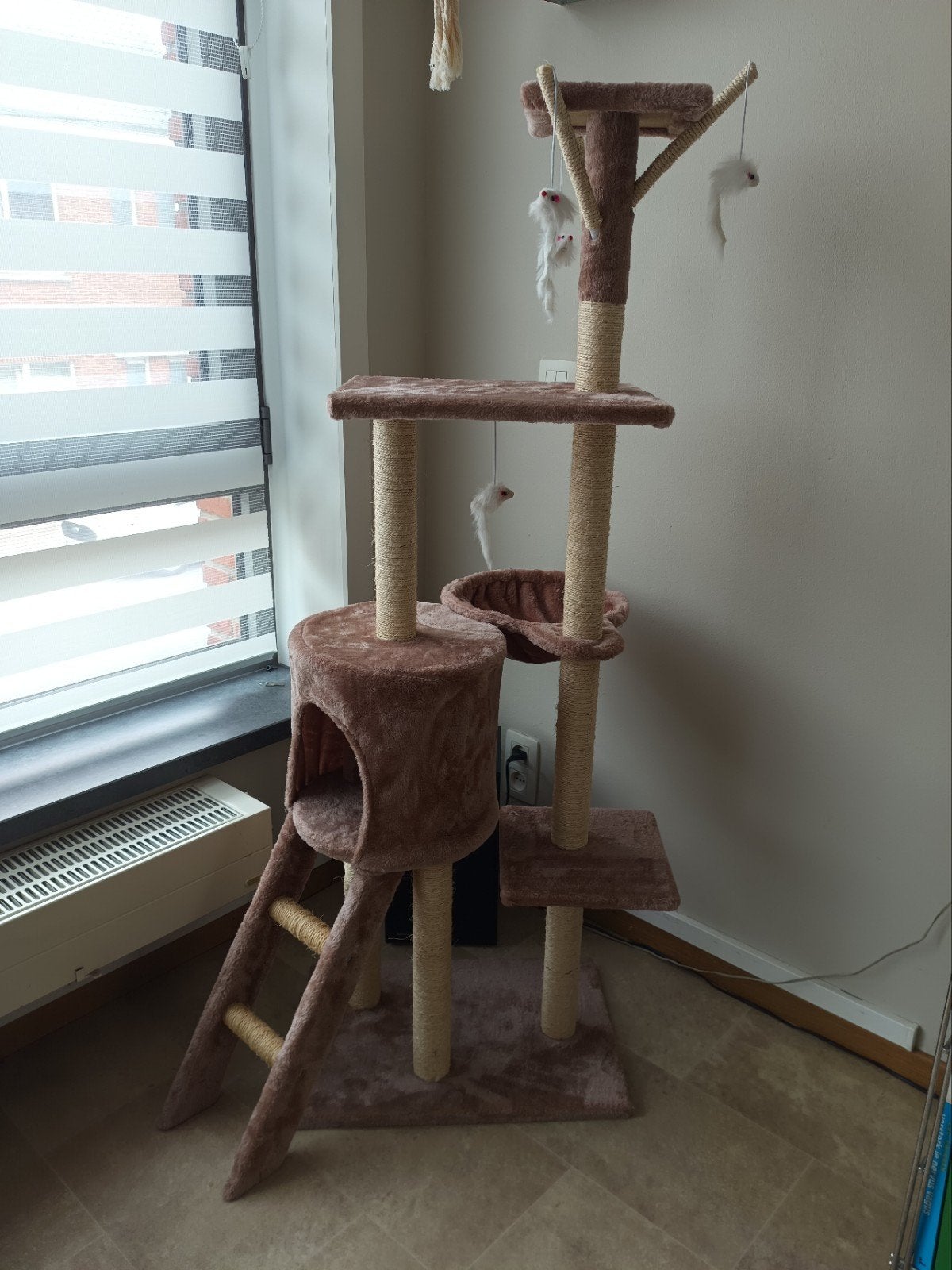 Kattenkrabpaal, Ophalen, Zo goed als nieuw, Krabpaal