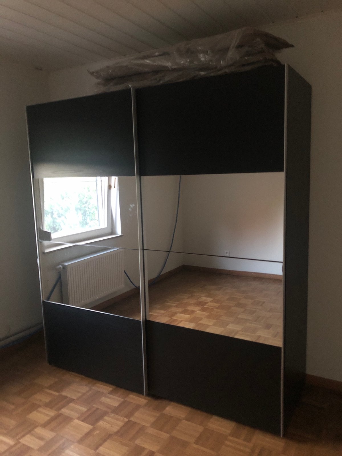 Kleerkast met schuifdeuren en spiegel, Ophalen, Met lade(s), Gebruikt, 200 cm of meer