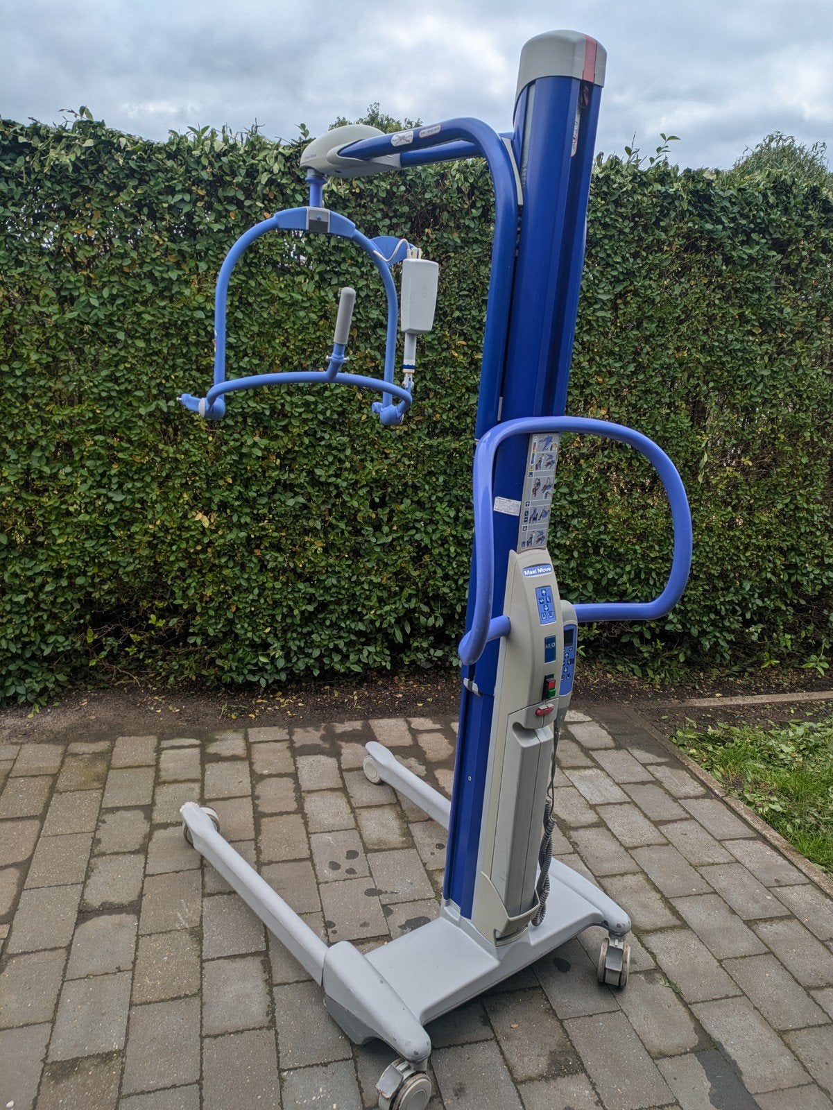 Arjo Maxi Move Elektrische Passieve Tillift met Geïntegreerd, Enlèvement