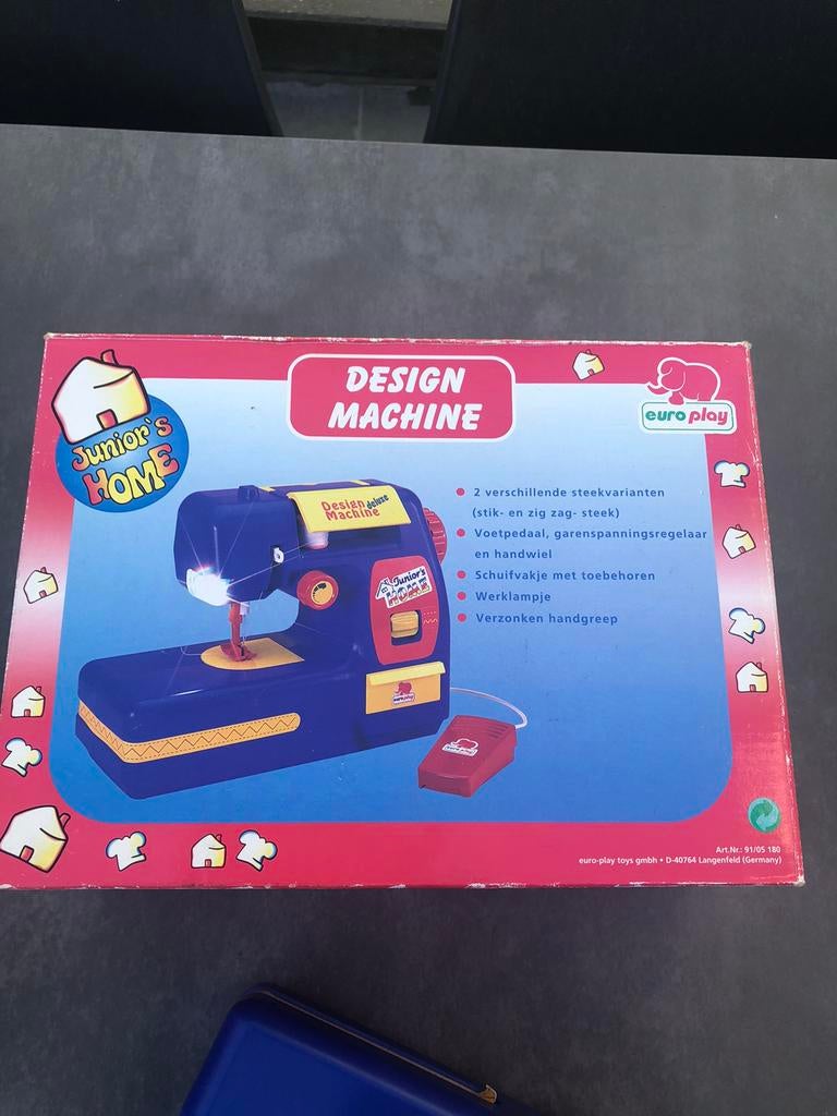 Kinder naaimachine, Enlèvement, Comme neuf, Découverte