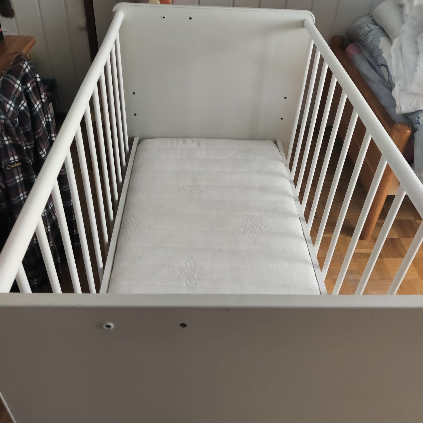 Gratis af te halen babybedje met nieuwe matras, Ophalen