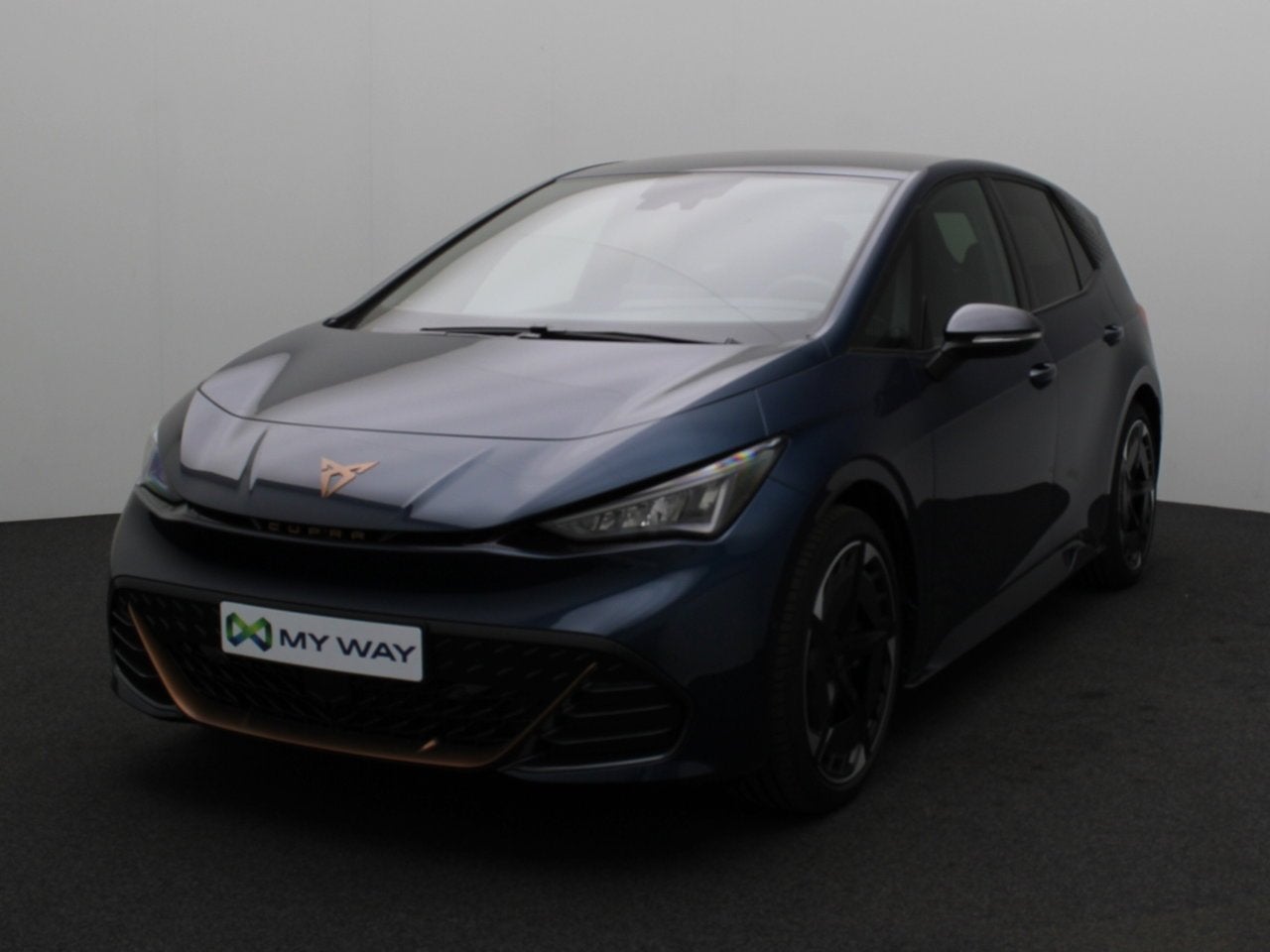 Cupra Born Born eBoost Business 231ch (170kW) v 79 kWh, Autos, Achat, Berline, Automatique, Bleu