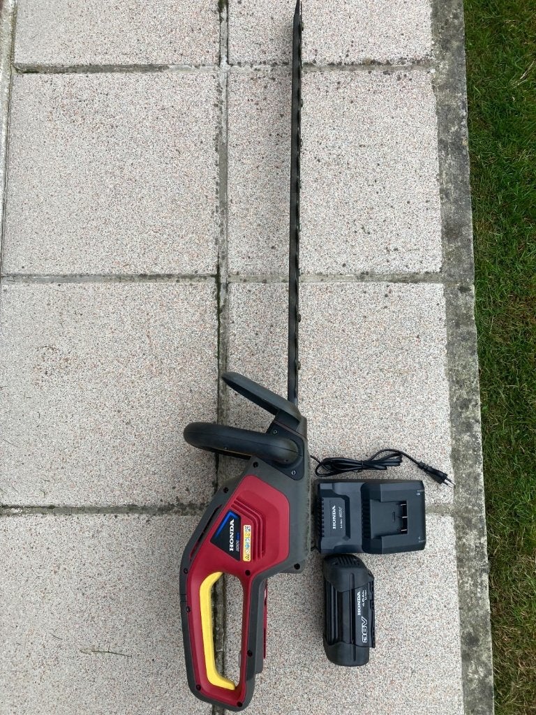 Taille-haie Honda, Enlèvement, Comme neuf, Électrique, Honda