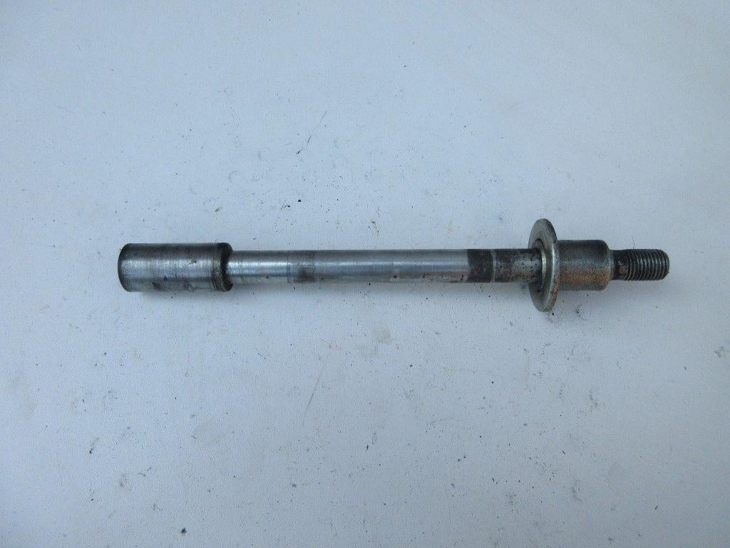 Suzuki VX800 voorwielas VX 800 vooras voorwiel as voor wiel, Enlèvement ou Envoi, Utilisé