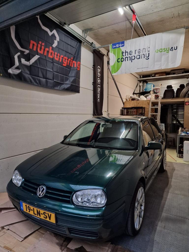 Prachtige VW Golf VR5 2.3i benzine 2003 170 pk, Voorwielaandrijving, Alcantara, 2299 cc, Sound system