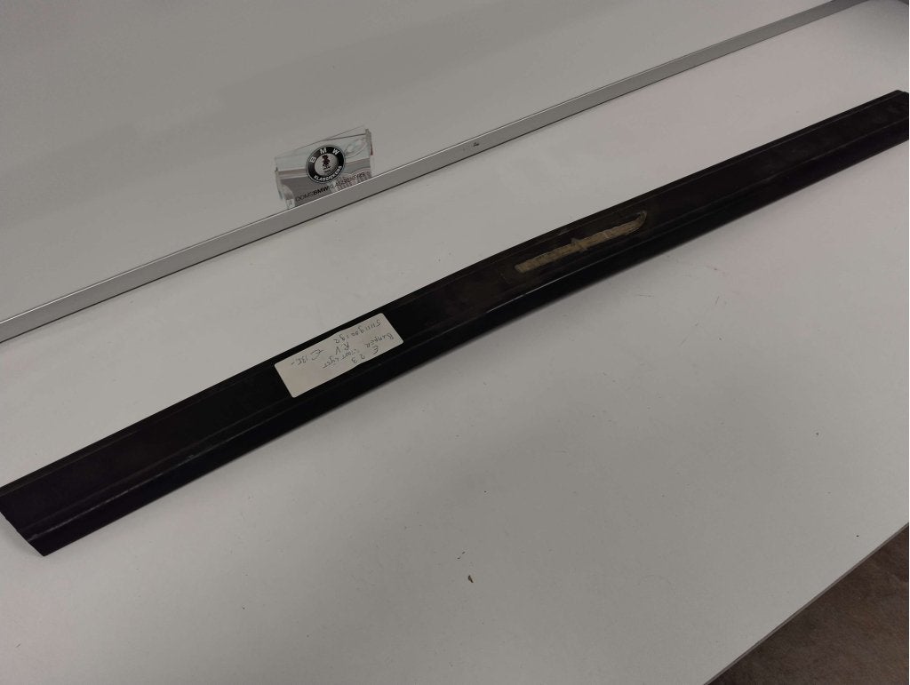 BMW 7 serie E23 Bumperrubber rechts voor NIEUW 51111900192, Niet ingevuld, Avant, BMW, Niet ingevuld