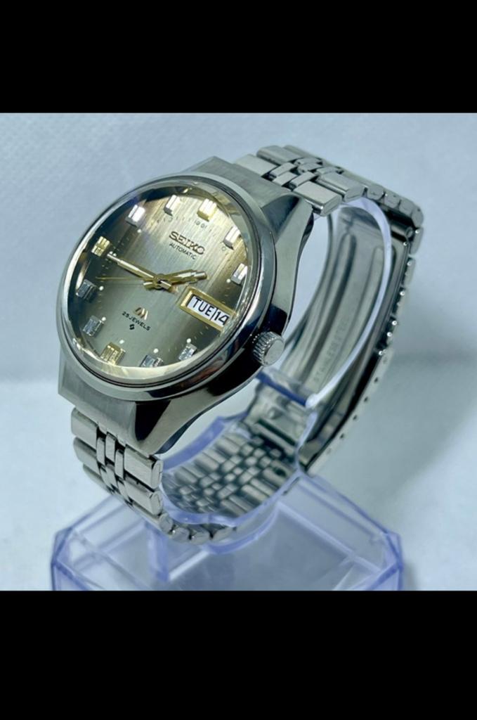 Montre Seiko LM 1974 Gradient Grey N.O.S, Montre-bracelet, Seiko, Acier, Enlèvement