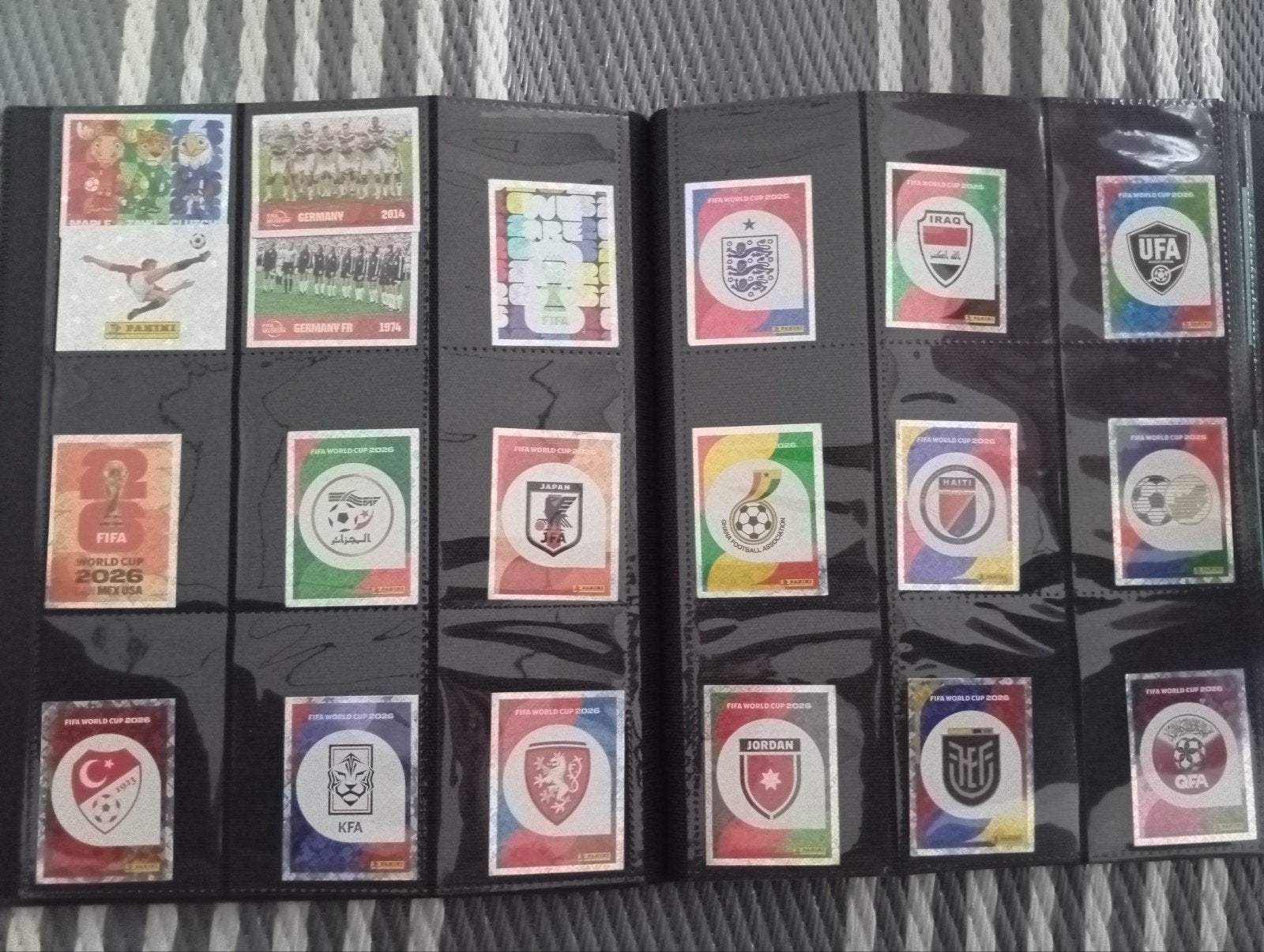 Panini voetbal kaarten zilvers, Ophalen