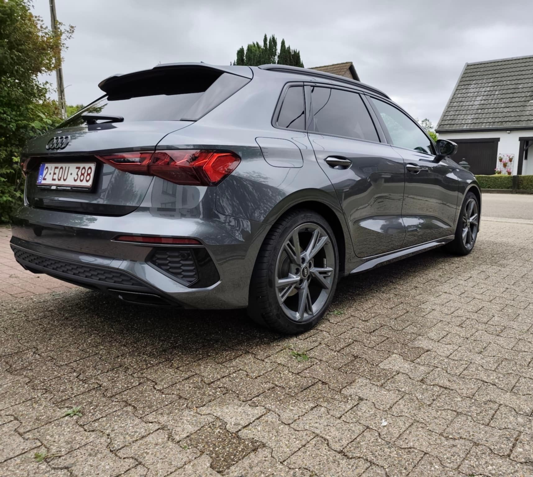 Audi A3 sportback 150pk S-line, Autos, Argent ou Gris, Achat, Noir, 5 portes