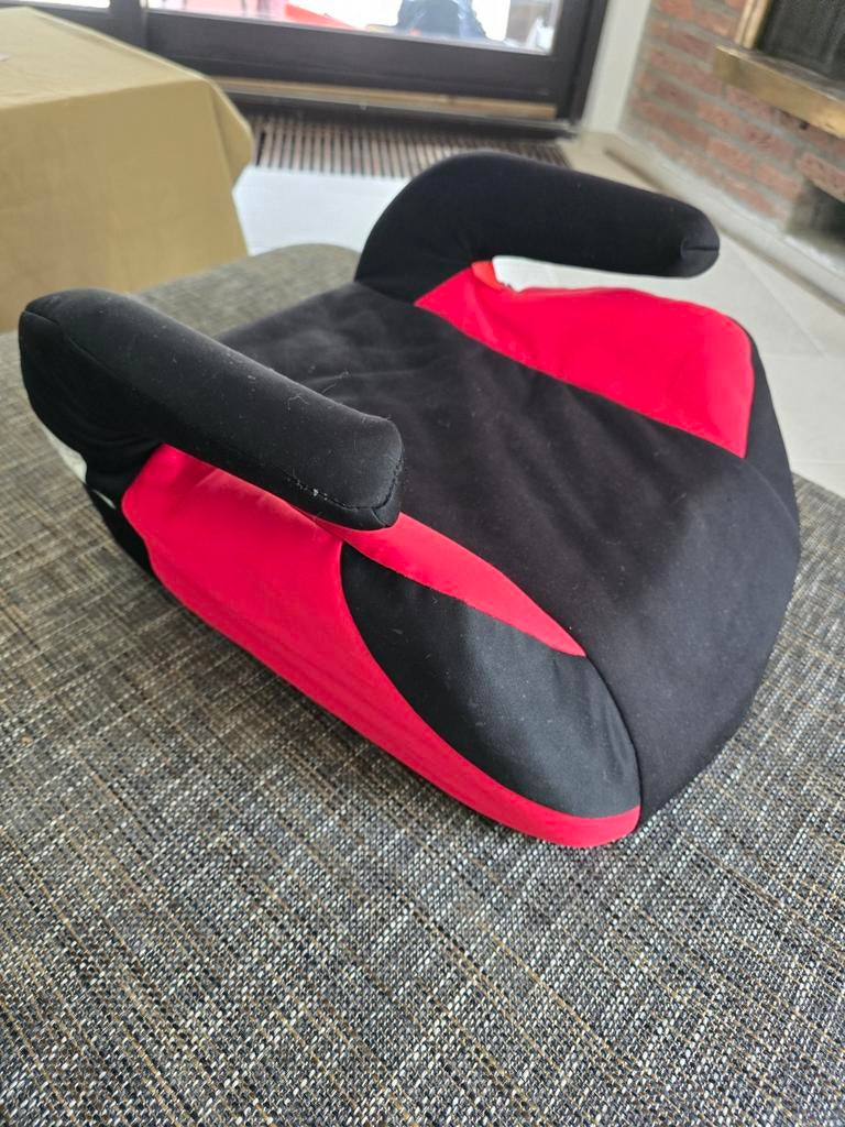 Rehausseur 15-36 kg, groupe 2/3 en bon état, Enlèvement