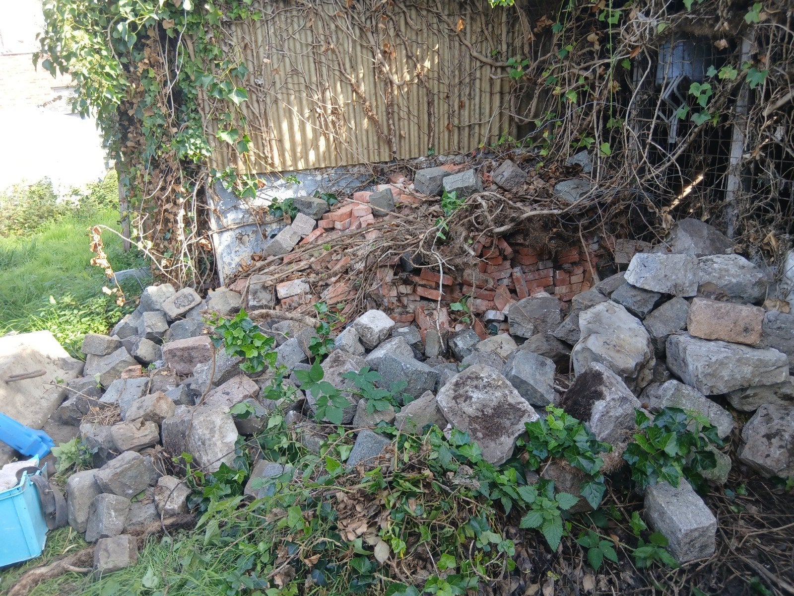 lot kasseien vooral groot en verschillend in vorm ., Tuin en Terras, Ophalen, Gebruikt