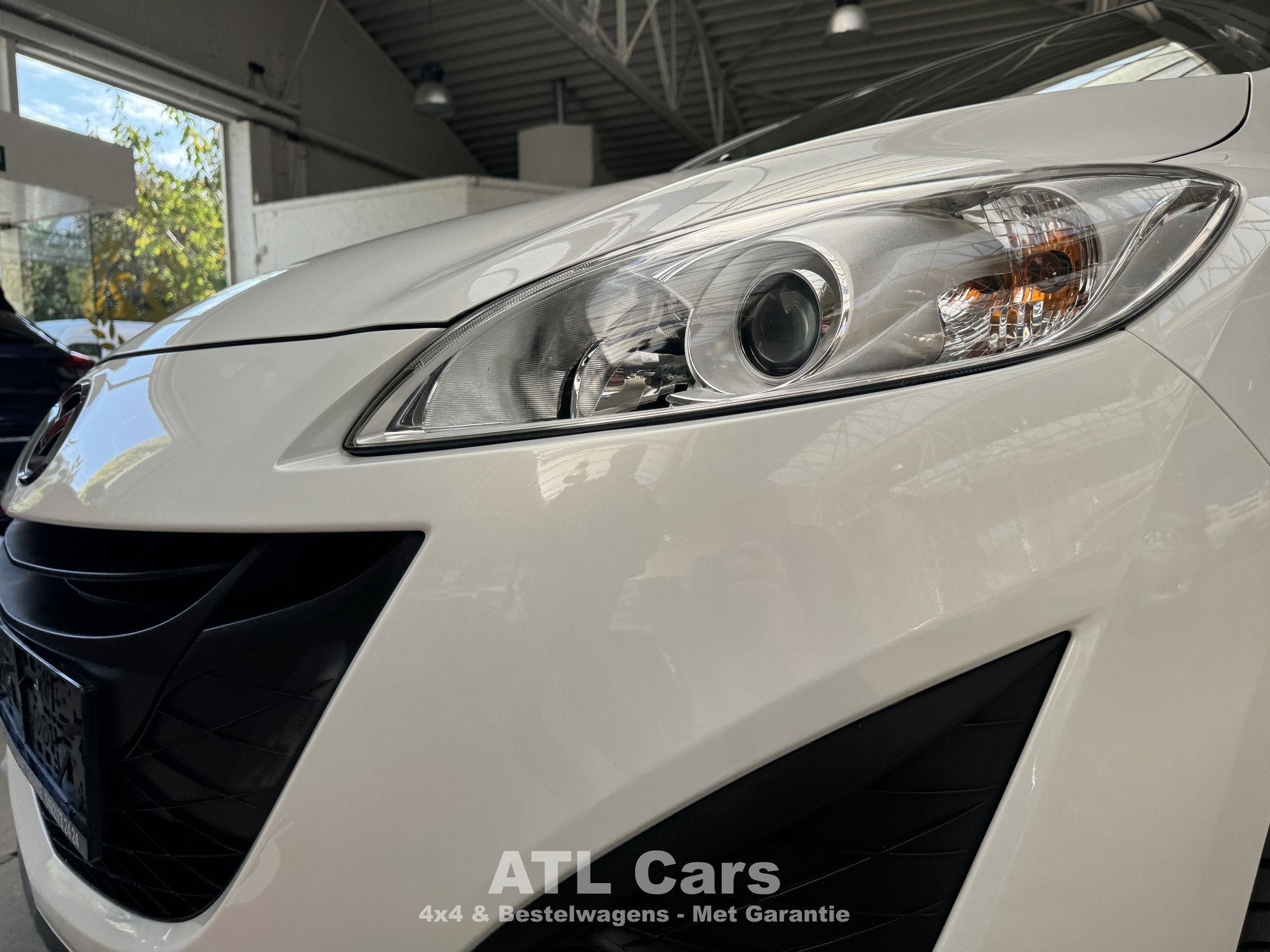 Mazda 5 1.6DIESEL | EURO5 | 7PERS | 50.800KM | AIRCO | NAV, Voorwielaandrijving, Euro 5, Gebruikt, 4 cilinders